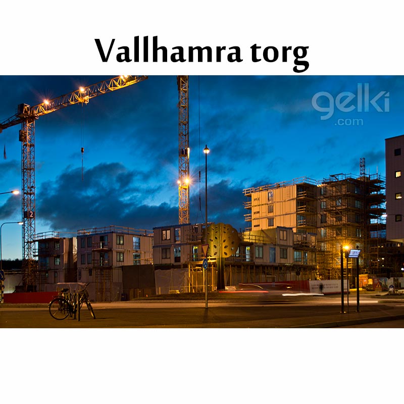 vallhamra-torg-skymning-foto